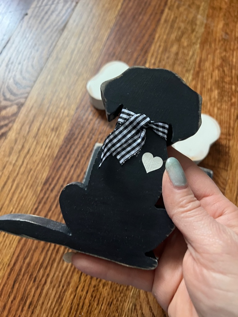 Black & White Dog Decor Set - Rustic Pet Accents - Picture 3 of 3